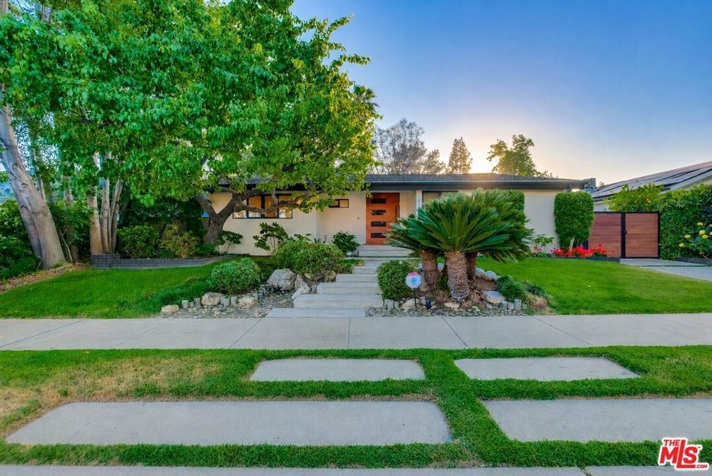 5715 Corteen Place, Valley Village