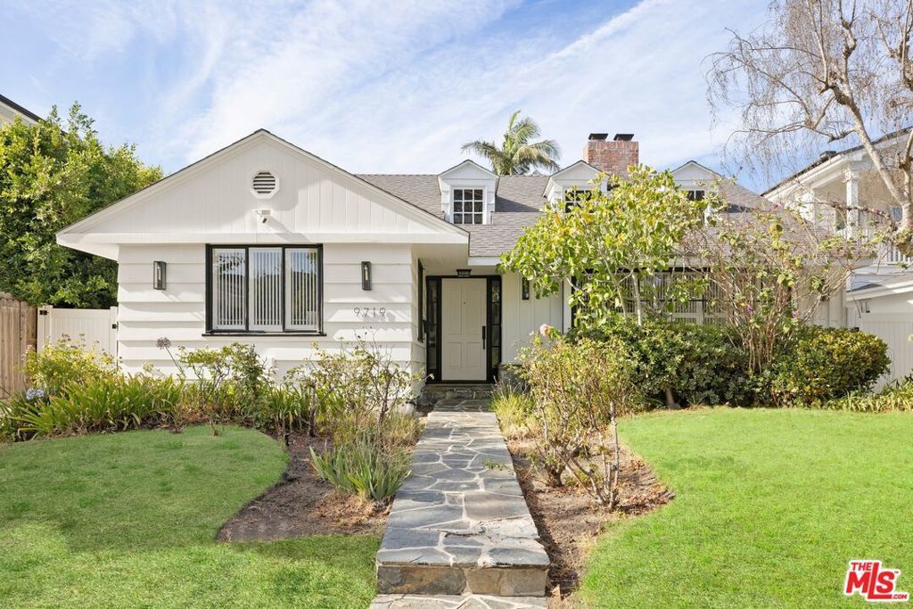 9719 Kirkside Road, Los Angeles