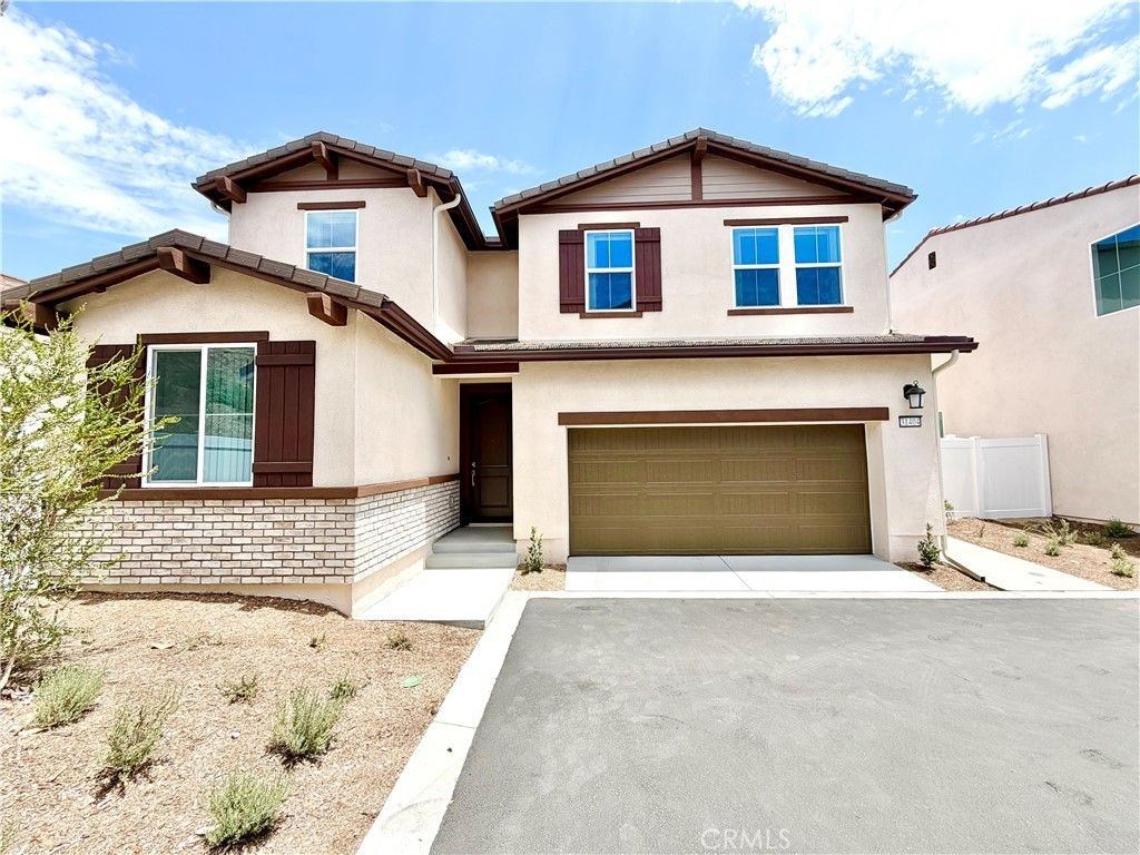 31404 Lolite Drive, Winchester