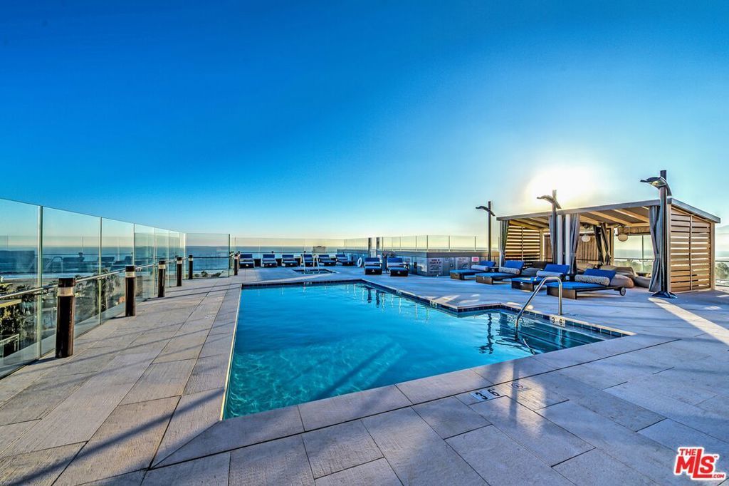 1755 Ocean Avenue # 707, Santa Monica