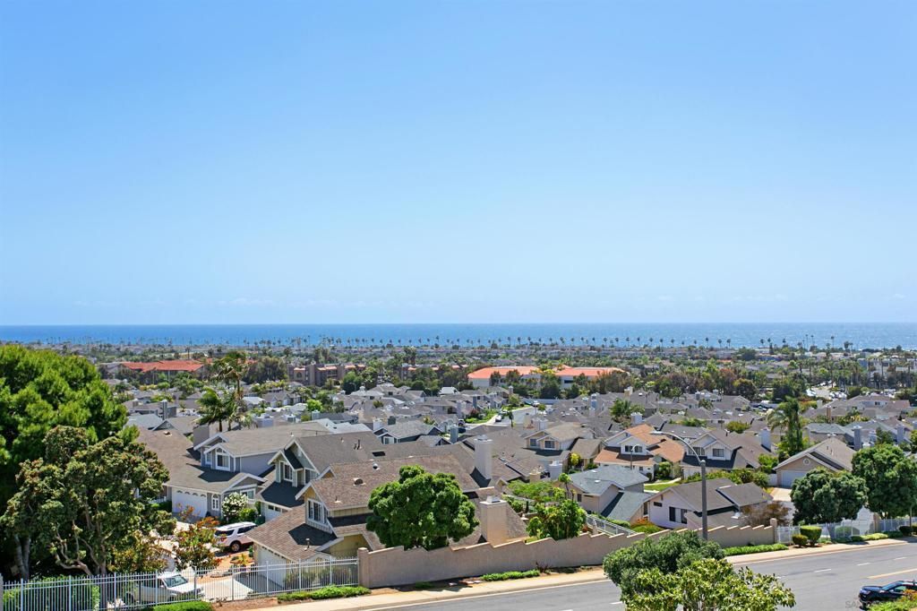 6783 Heath Ct, Carlsbad