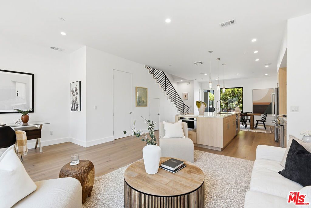 4095 Sawtelle Boulevard # B, Culver City