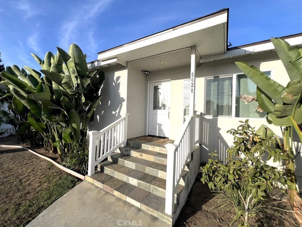 6628 N Golden West, Arcadia