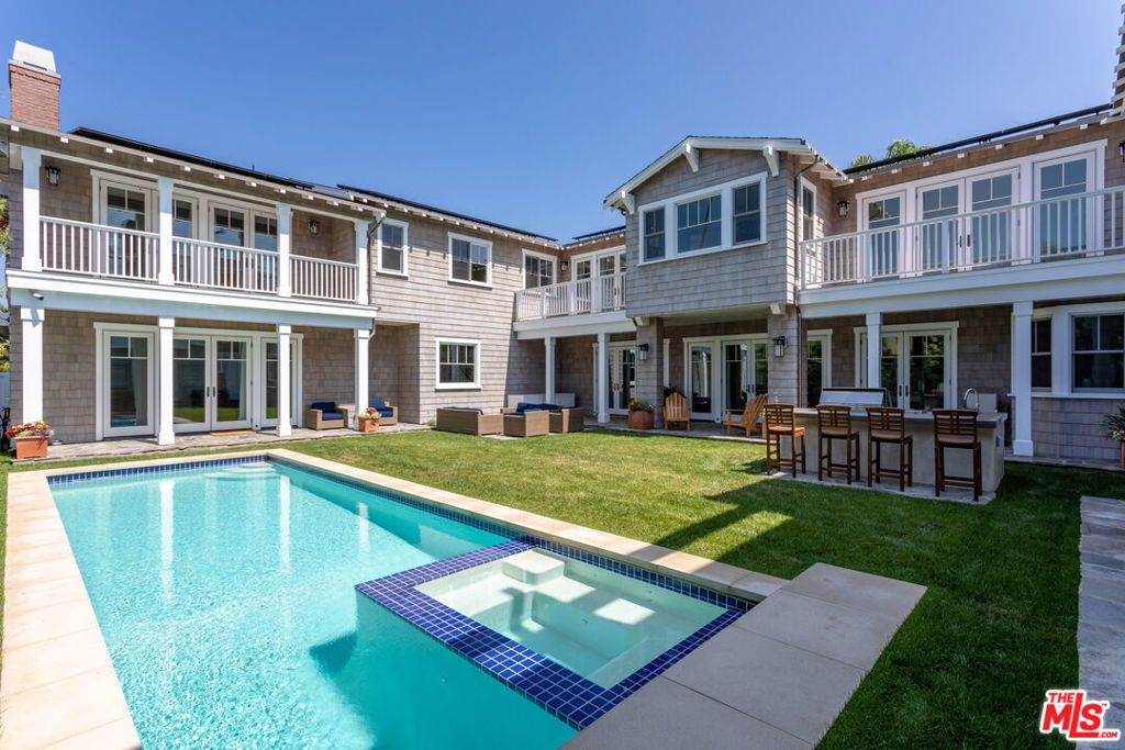 550 San Juan Avenue, Venice