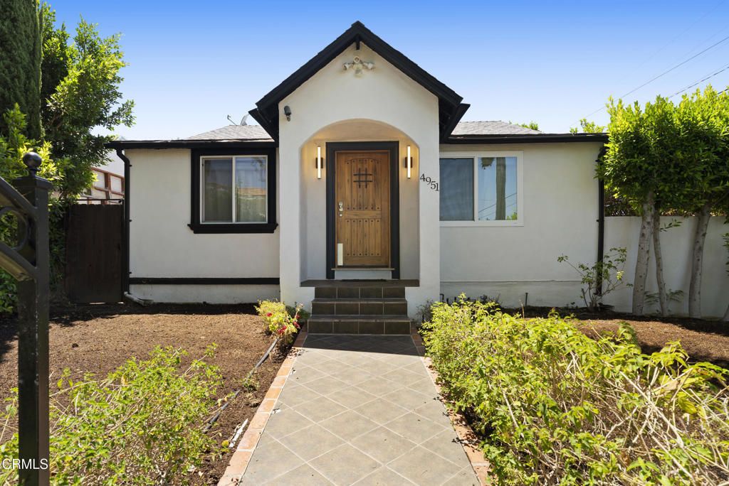 4951 Enfield Avenue, Encino