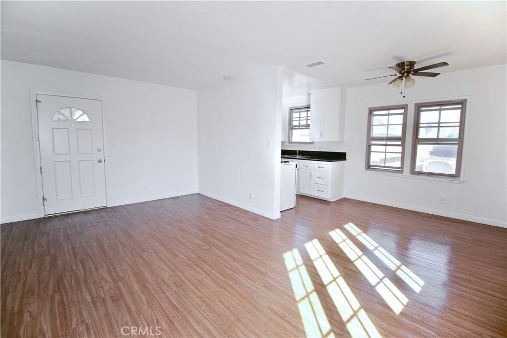6951 Simpson Avenue # 12, North Hollywood