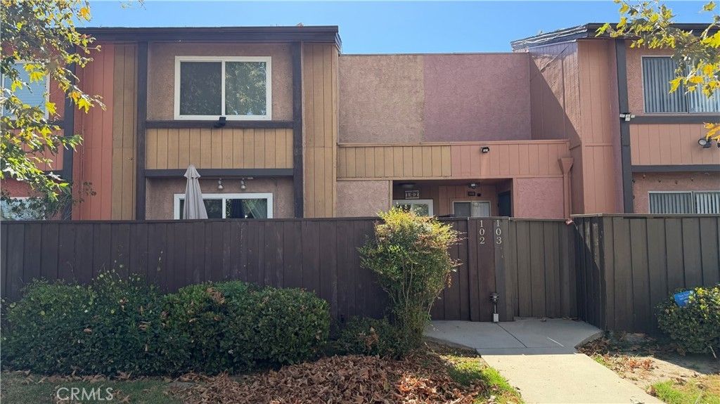 8435 Burnet, Los Angeles