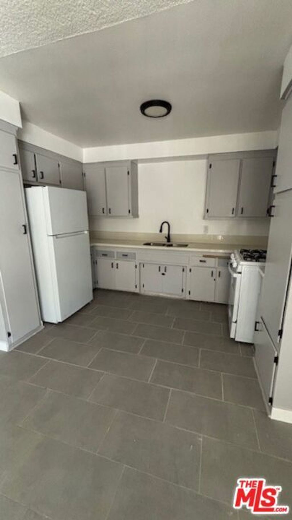 8759 Tobias Avenue # Apt 05, Los Angeles