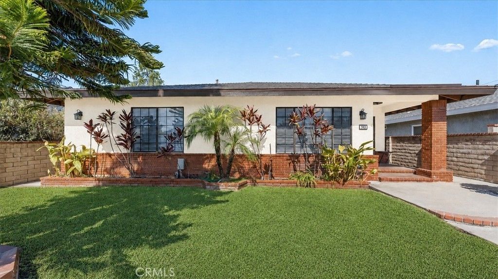 943 N Orange, Azusa