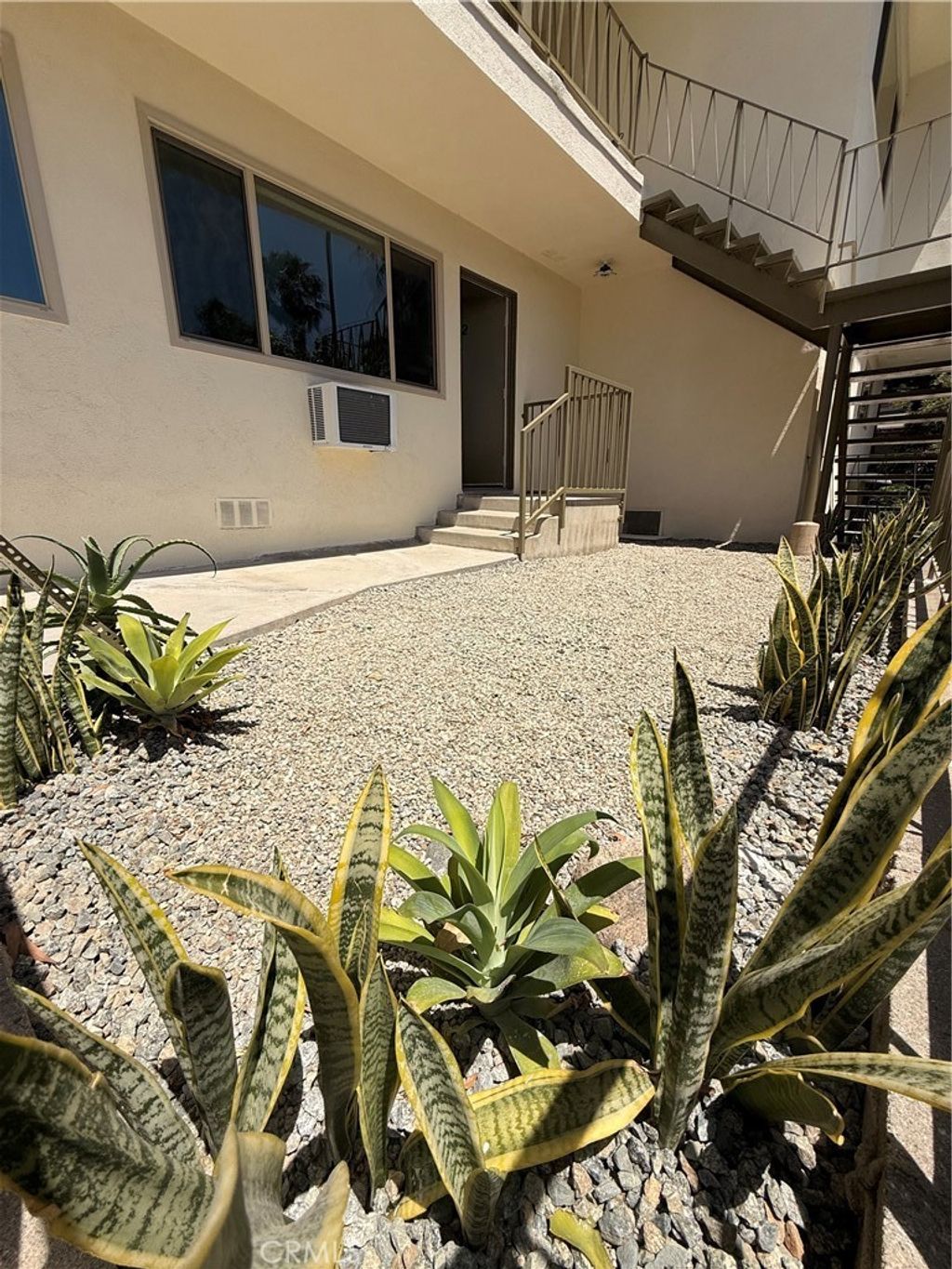 1651 Golden Gate Ave # 2, Los Angeles