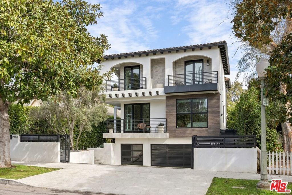 1940 Kelton Avenue, Los Angeles