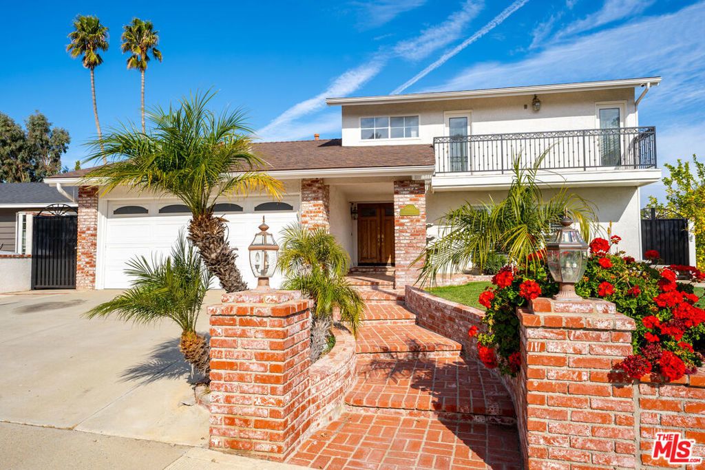 29403 Trailway Lane, Agoura Hills