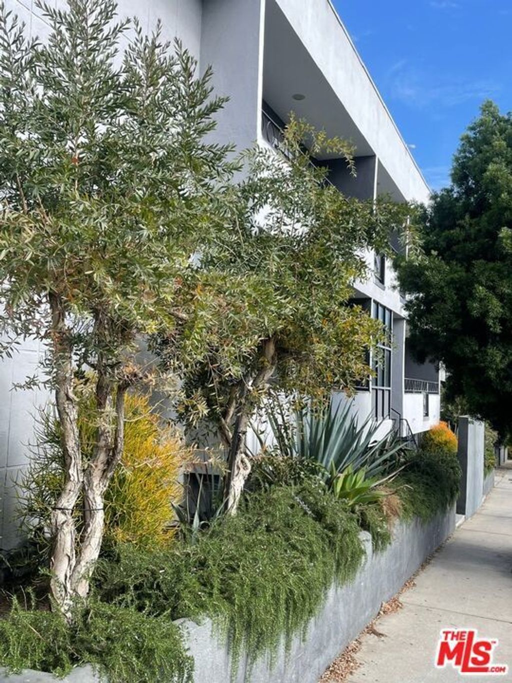 1400 N Fairfax Avenue, Los Angeles