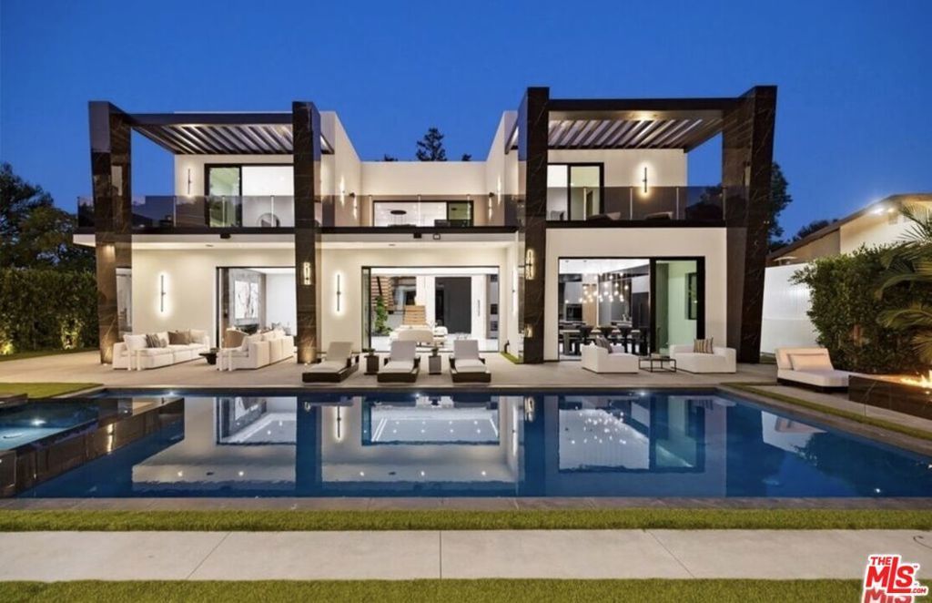 19641 Greenbriar Drive, Los Angeles