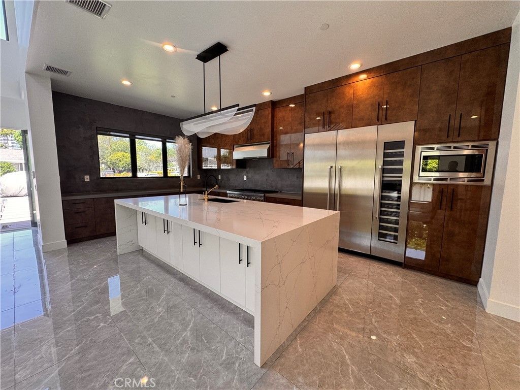 11230 Pickford, Los Angeles