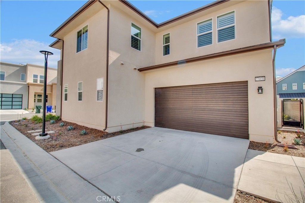 27031 California Court, Valencia