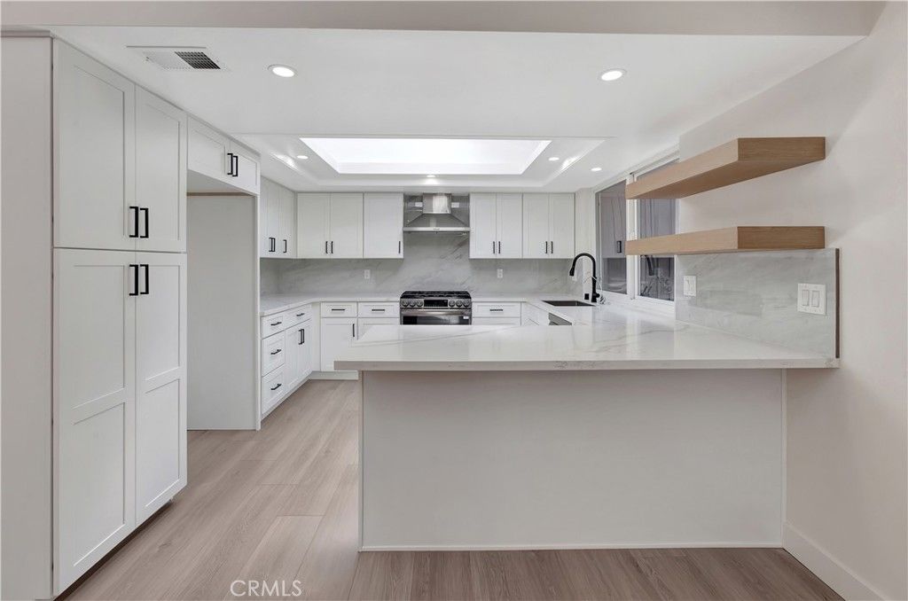3242 Yellowtail Drive, Los Alamitos