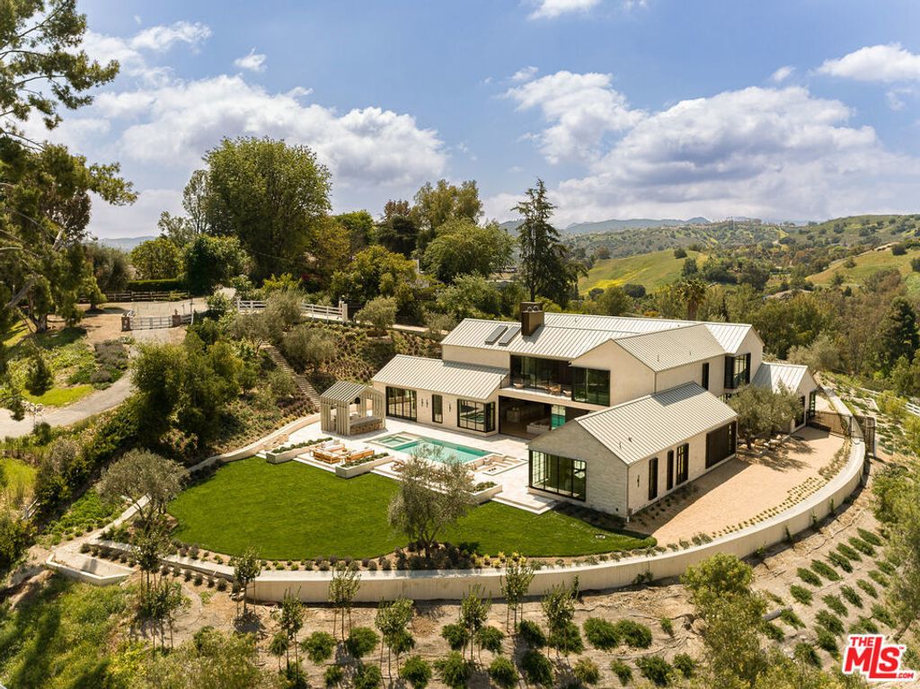 24172 Lupin Hill Road, Hidden Hills