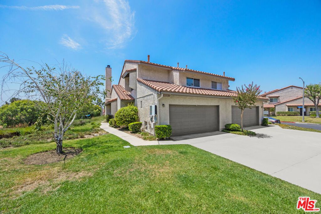 19220 Index Street # 2, Porter Ranch