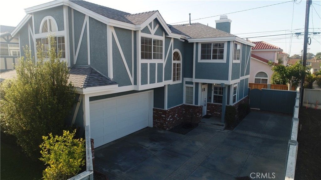 2219 Gates, Redondo Beach