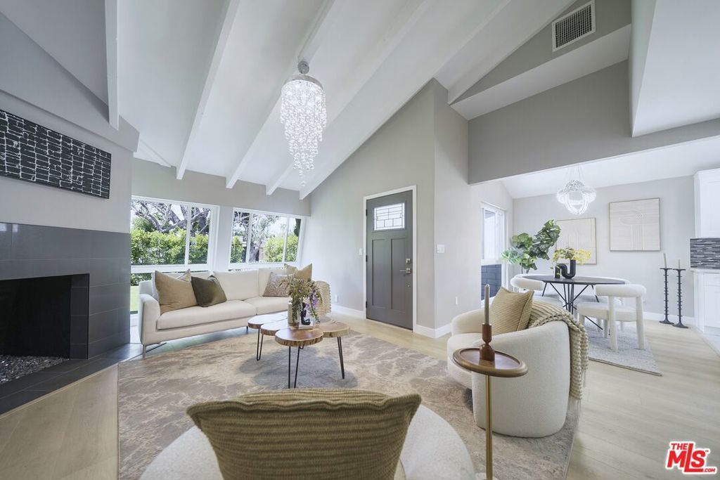 5628 Cleon Avenue, Los Angeles