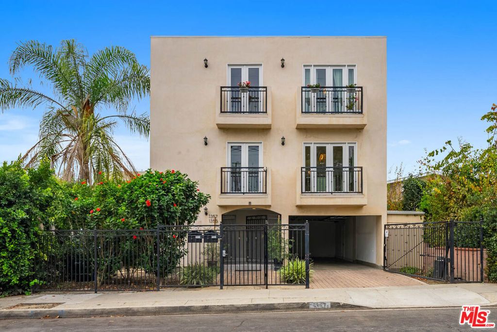 1357 Seward Street, Los Angeles