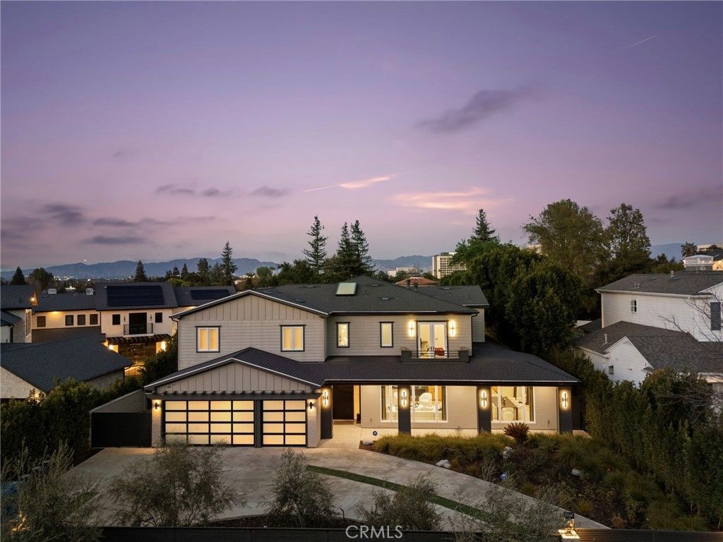 15547 Valley Vista Boulevard, Encino