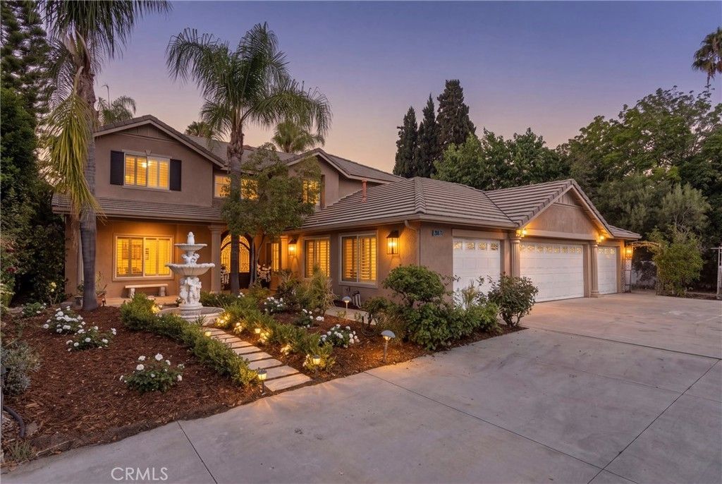 20871 Betron Street, Woodland Hills