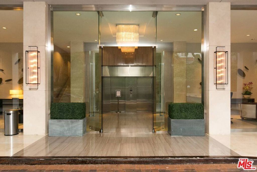865 Comstock Avenue # 6a, Los Angeles
