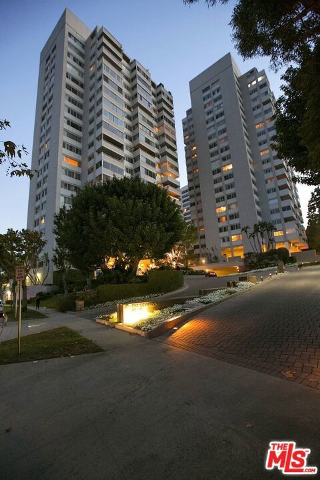 865 Comstock Avenue # 6a, Los Angeles