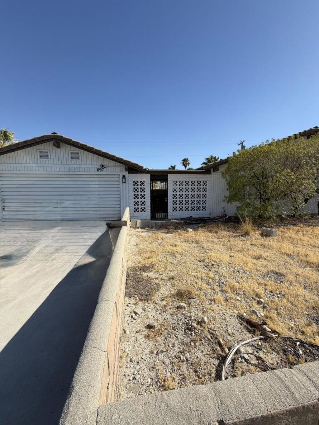 897 E Racquet Club Road, Palm Springs