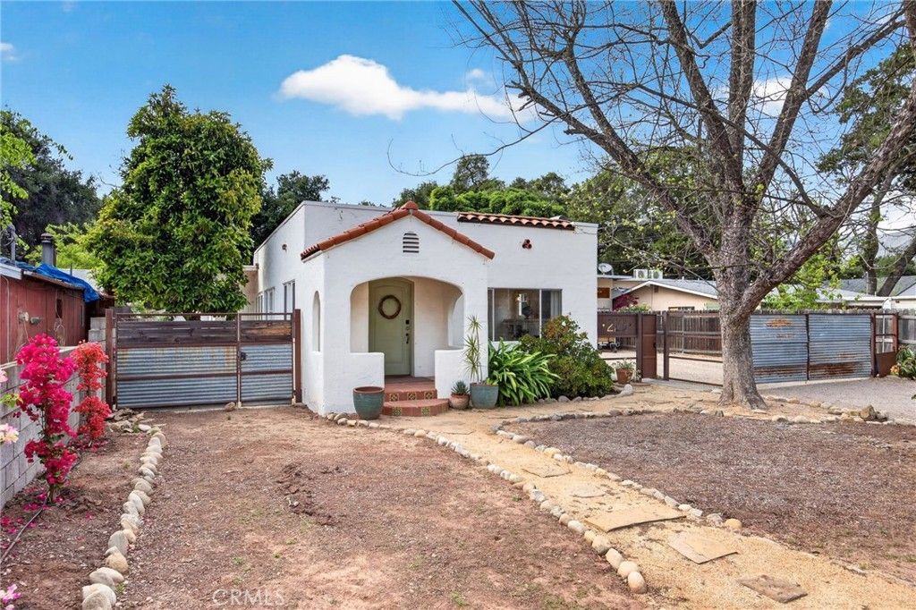 223 S Padre Juan, Ojai