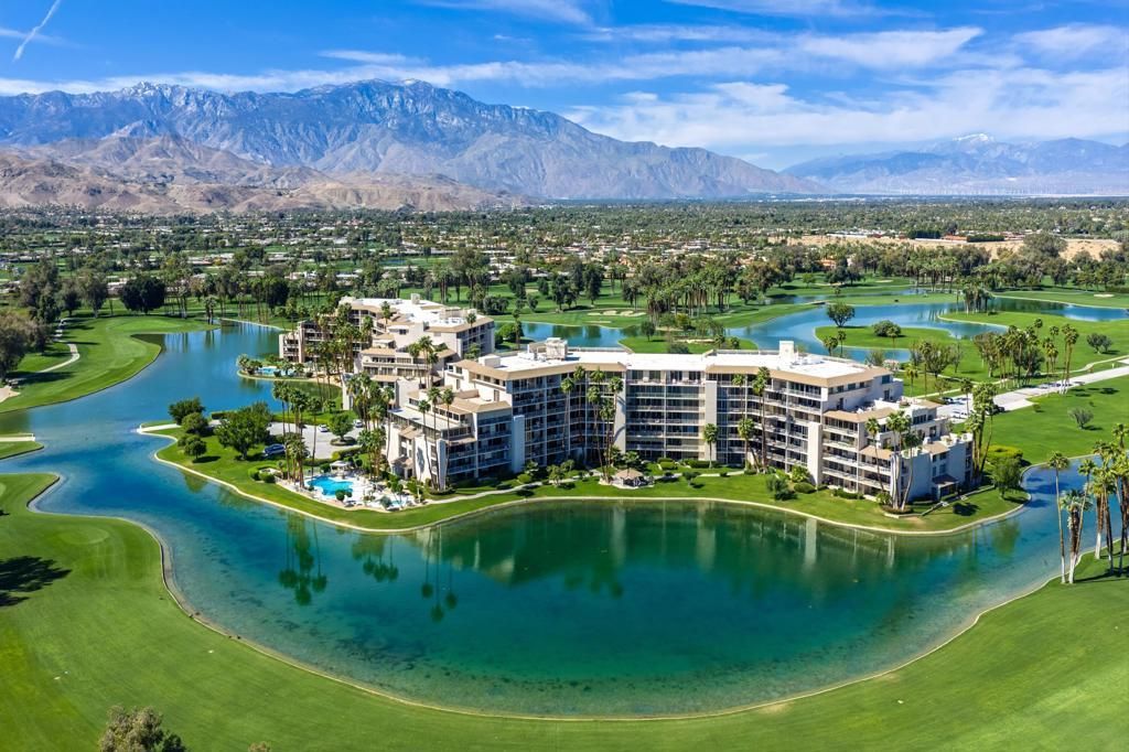 900 Island Drive # 105, Rancho Mirage