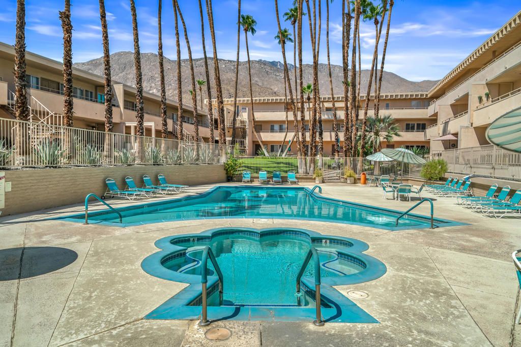277 E Alejo Road # 219, Palm Springs