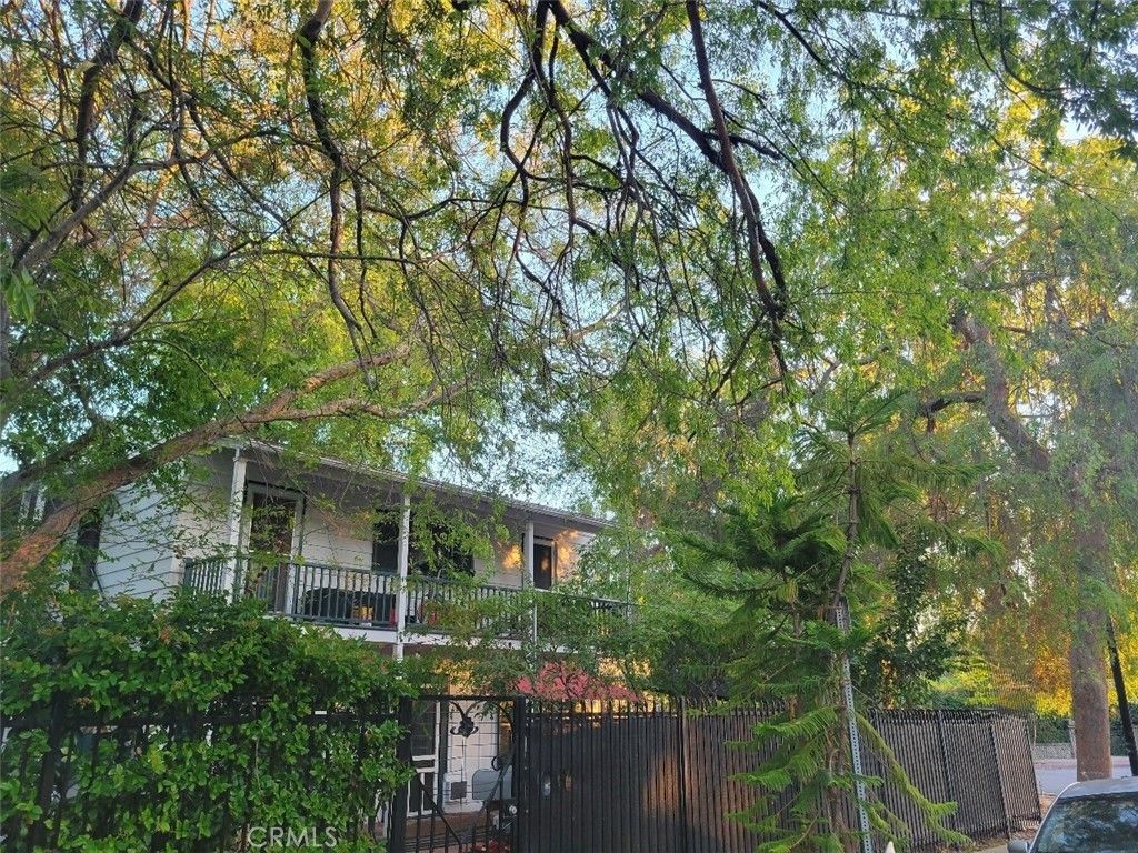 5900 Echo Street, Los Angeles