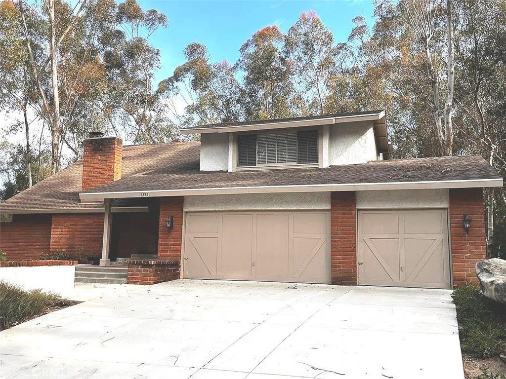 24851 Rollingwood Road, Lake Forest