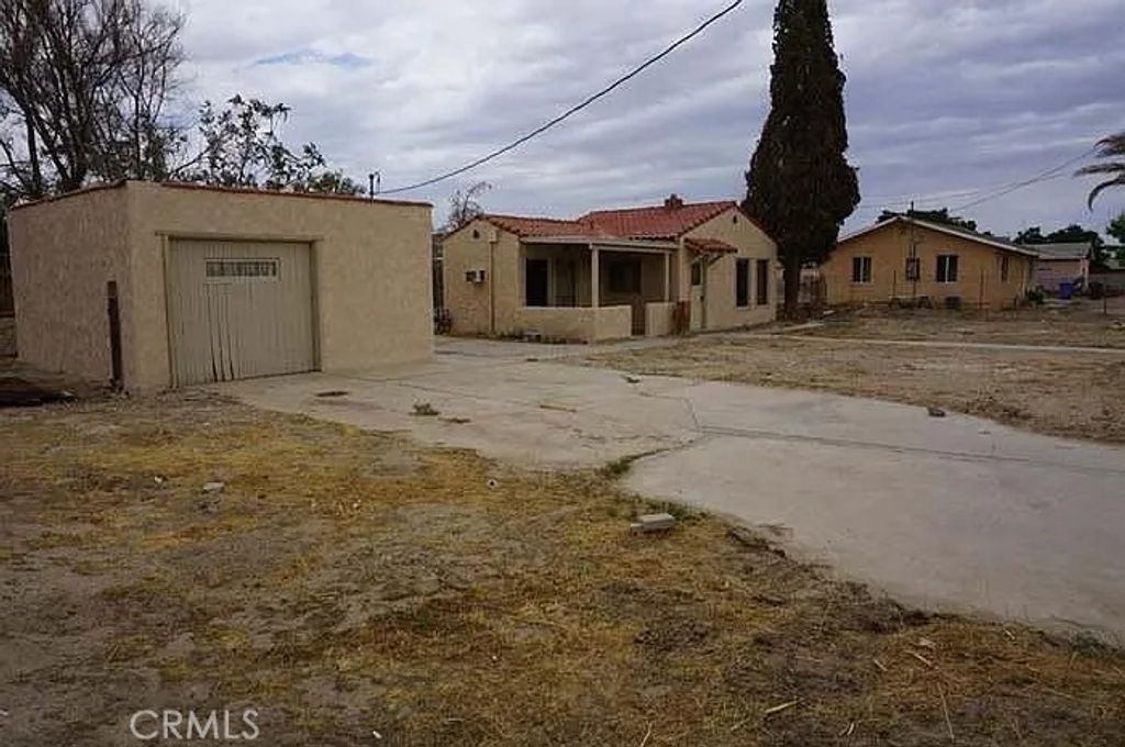 29142 Arrowhead, Barstow