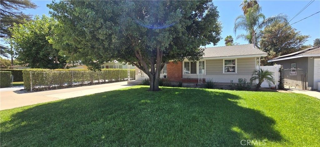 3550 Washington Street, Riverside