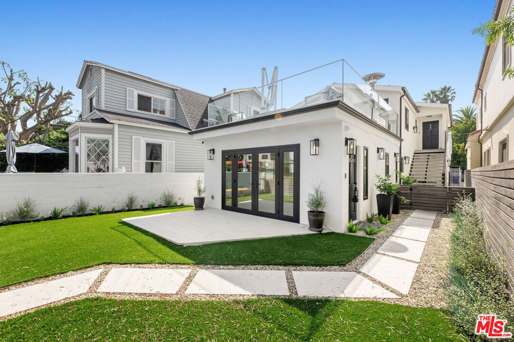 424 Carroll Canal, Venice