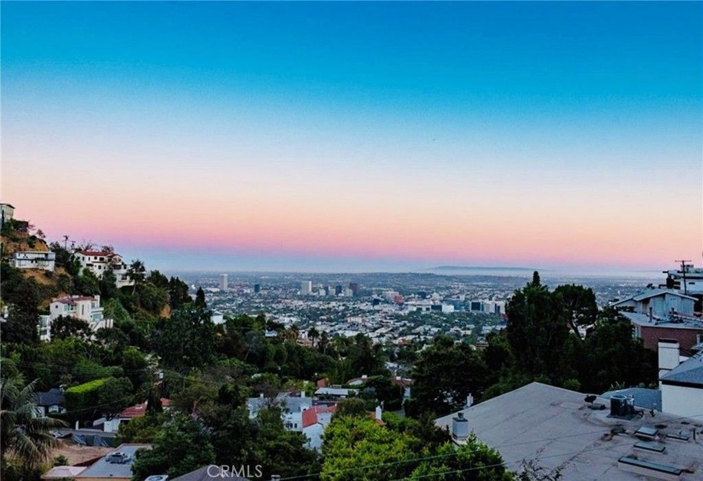 8827 Evanview, Los Angeles