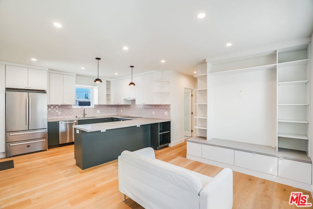 1780 Midvale Avenue, Los Angeles