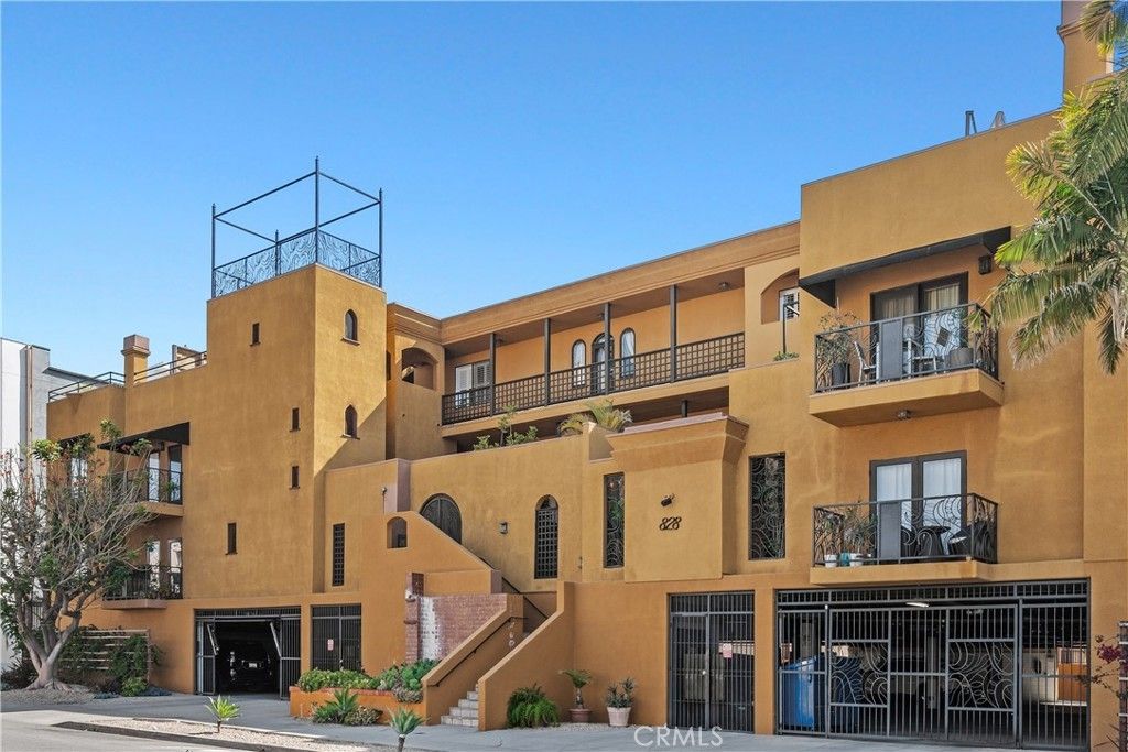 828 N Hudson # 106, Los Angeles