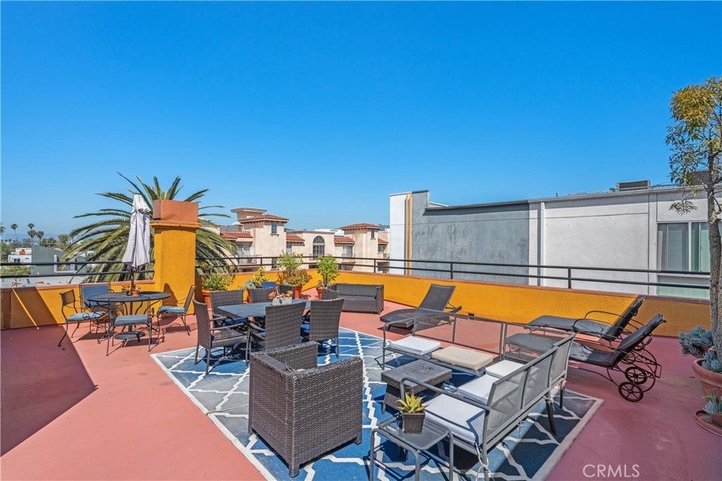 828 N Hudson # 106, Los Angeles