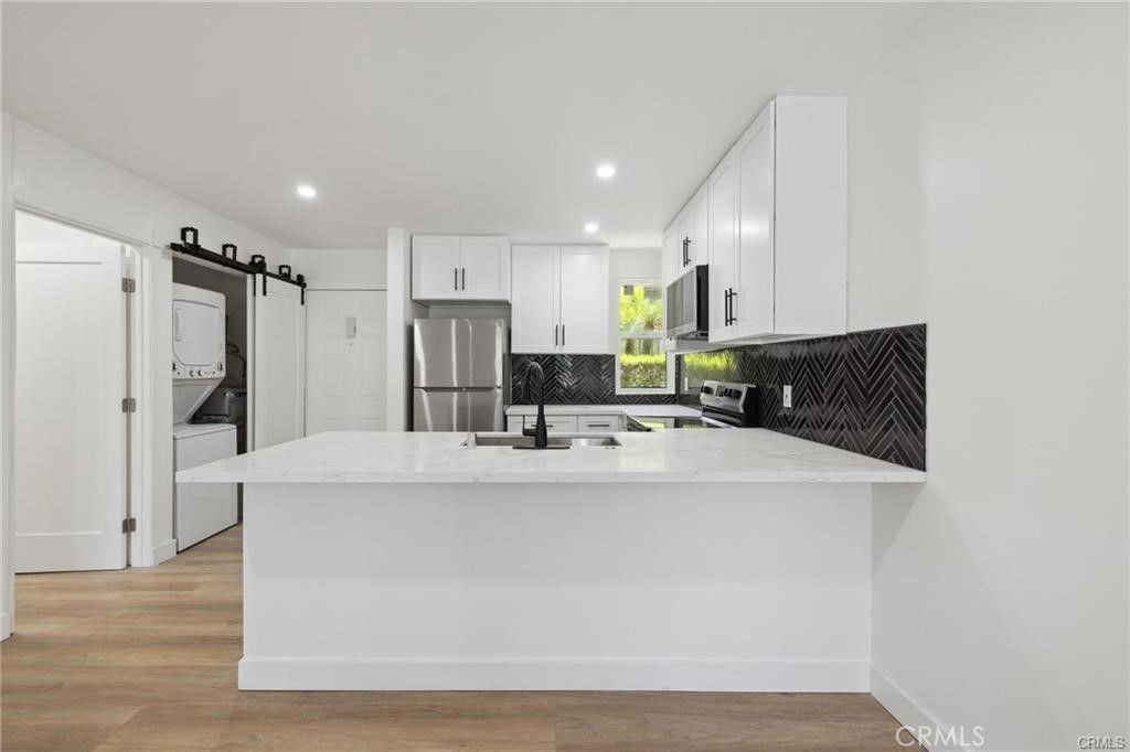 17000 Burbank Boulevard # 110, Encino