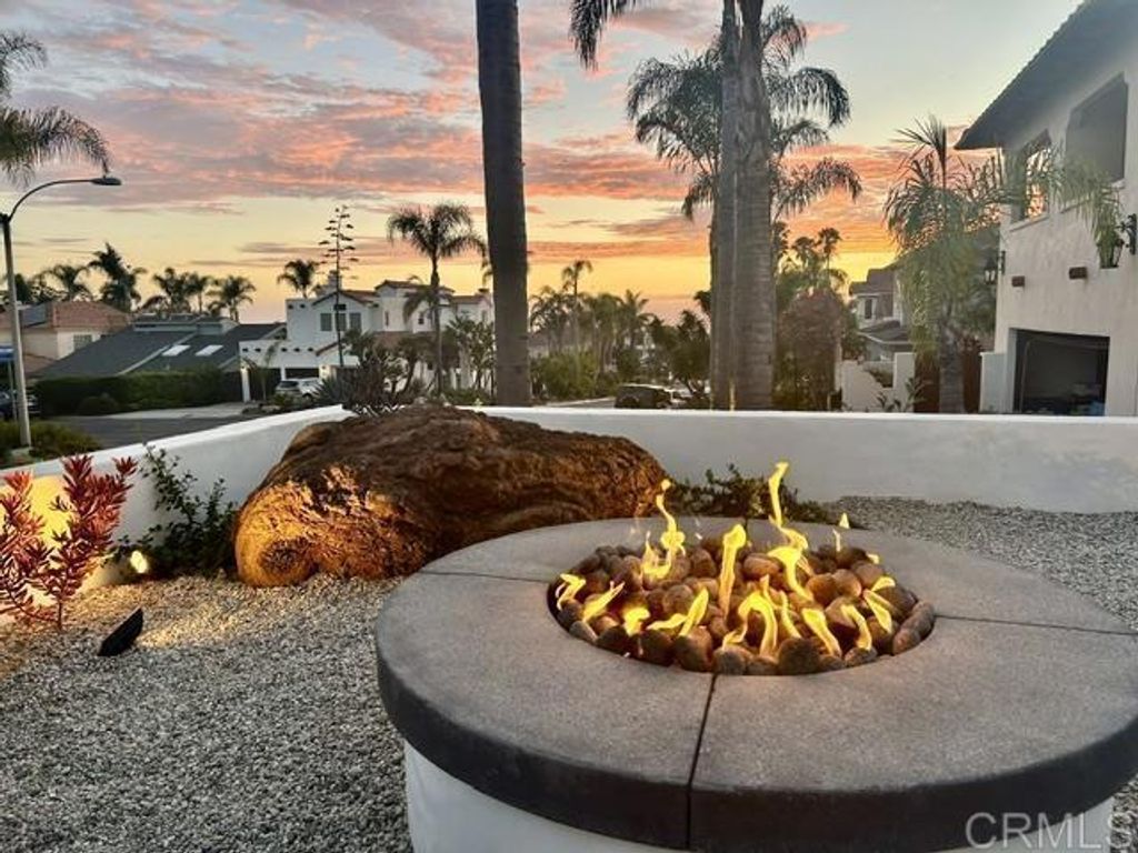 2462 Lozana Road, Del Mar