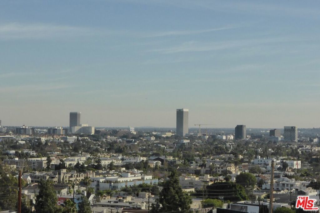 1131 Alta Loma Road # 403, West Hollywood