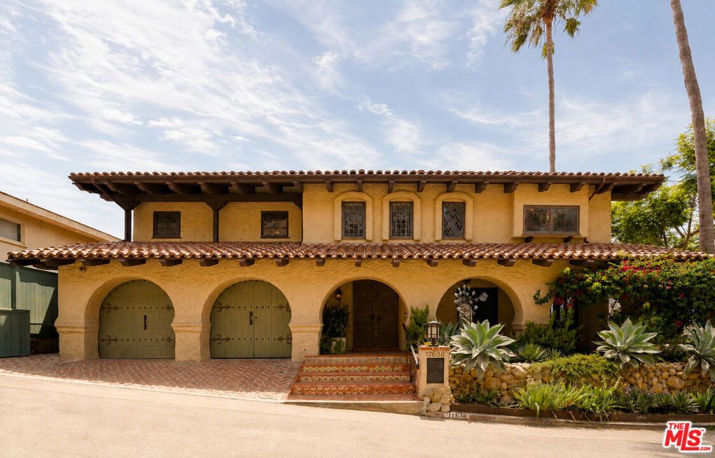 17638 Revello Drive, Los Angeles