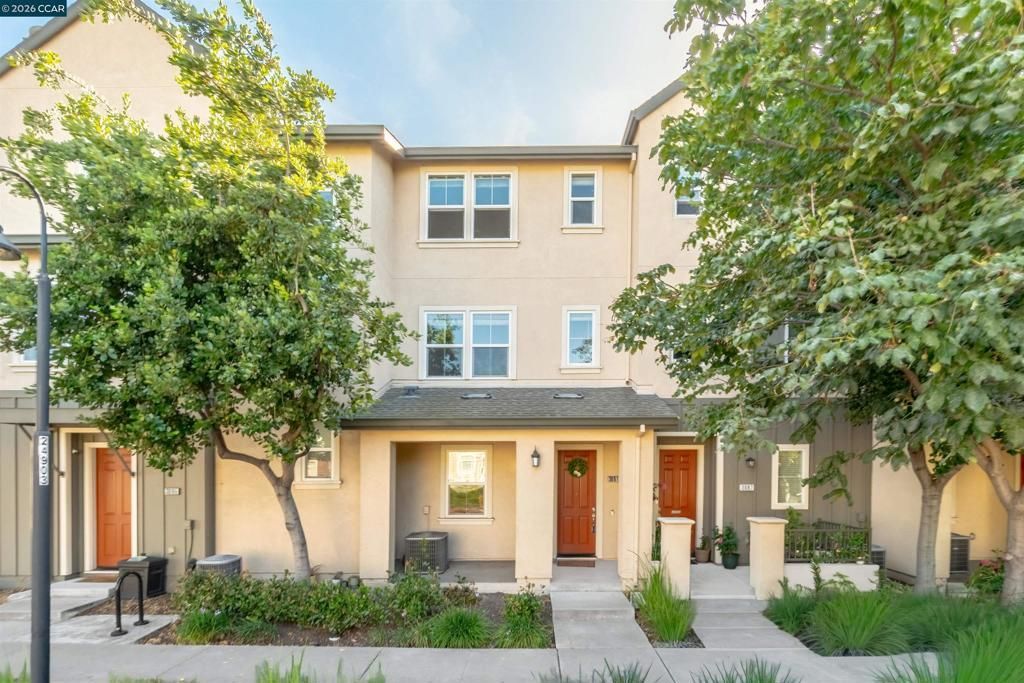 3091 Madsen St, Hayward