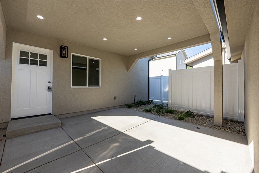 10419 Amigo Avenue # 1/2, Porter Ranch