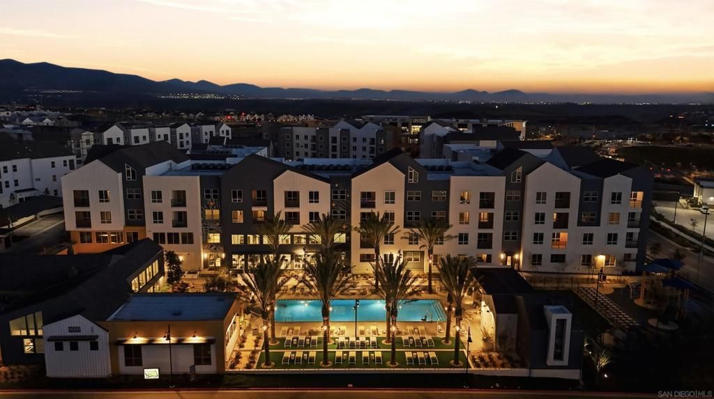 6060 Astra Loop 327, Chula Vista